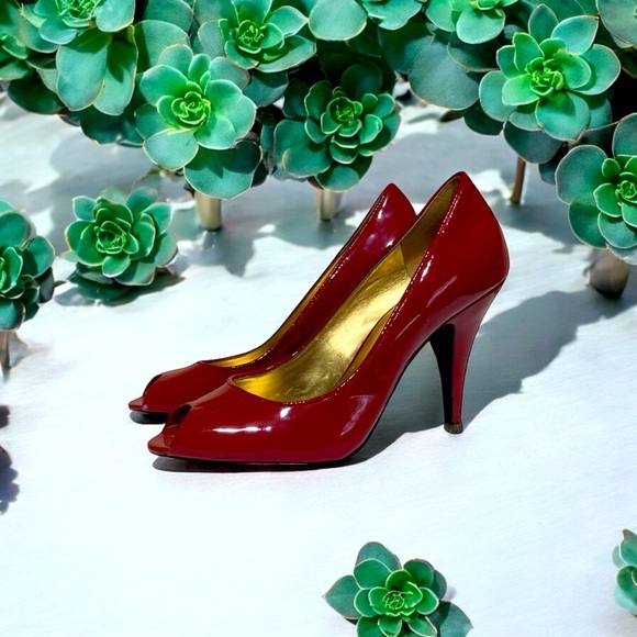 Marc Fisher Red Patent Leather Peep Toe Heels - Picture 1 of 6